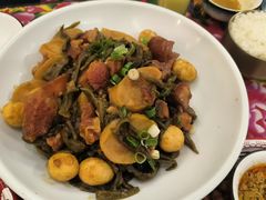 -闯关东东北农家菜(崂山石老人店)
