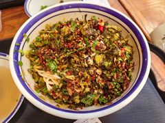 -云阿蛮云南生烫牛肉米线(奉贤路店)