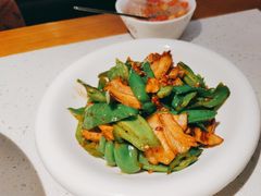 -江渔儿酸菜鱼(奥园广场金发购物中心店)