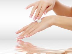 -艺采红鹰职业培训学校