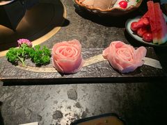 玫瑰松坂猪肉-湊湊火锅·茶憩(新中关购物中心店)