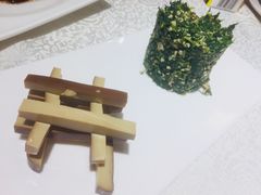 香干马兰头-老人和饭店(打浦路店)