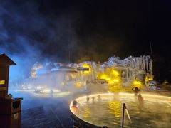 -长白山聚龙火山温泉