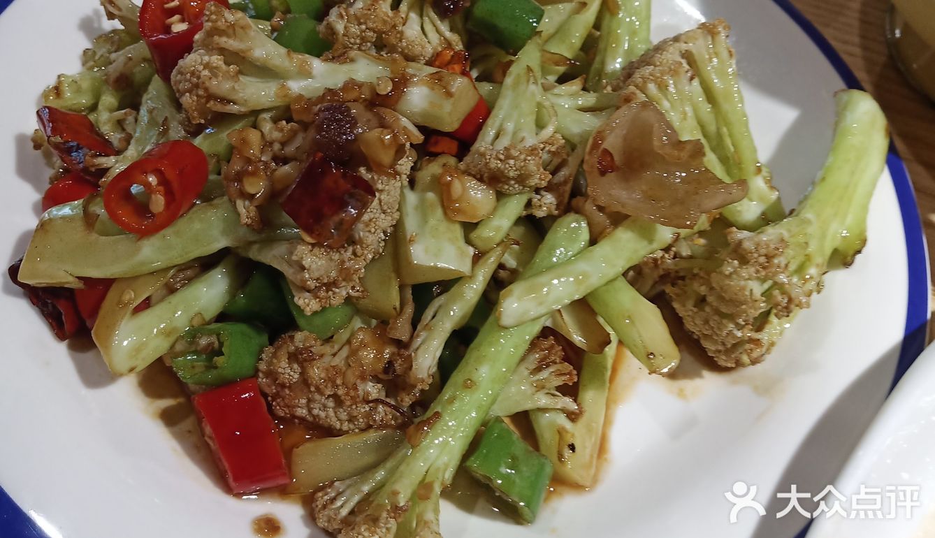 家常菜打卡的必备好去处之炊牛酒馆 😃爱罢不能  