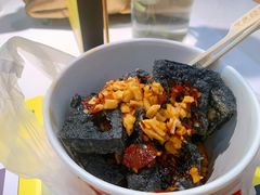 -黑色经典臭豆腐·湖南特产(坡子街店)