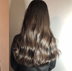 -茶发Salon·烫发染发理发