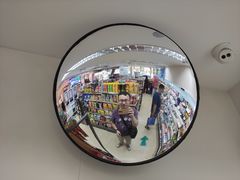 -全家便利店(署前路三店)