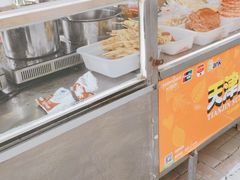 面包甜点陈列柜-萍姐炸串·大饼卷一切