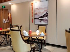 包厢-有红鸡毛店·川菜(建设路店)