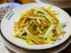 -何氏排骨(左家塘店)