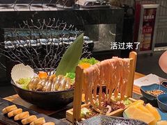 -湊湊火锅·茶憩(杭州湖滨银泰in77店)