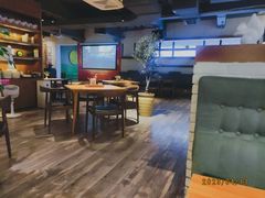 -JINNS锦时 steak&pizza(浸信会礼拜堂旧址店)