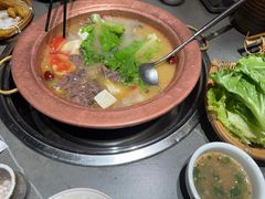 -阿婆情腊排骨火锅·野生菌季(古城旗舰店)