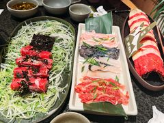 -三出山火锅(南京万象天地店)