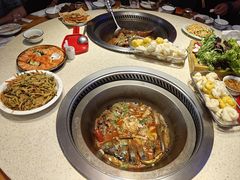 -山里屯铁锅炖·东北菜(康桥店)