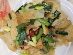 腊肉炒豆丝-小民大排档(马场角横路店)