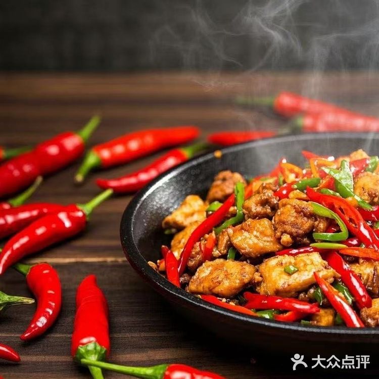 江西小炒凭‘致命辣’逆袭出圈!