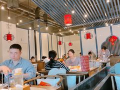 -尚尚仙·酸汤猪手·猪肚鸡火锅(华联万柳购物中心店)