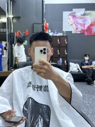 -藤野造型专业烫染接发