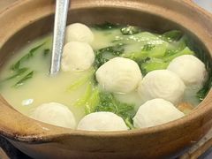 -明本湛江鸡•海鲜小厨(陈家祠店)