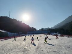 -大别山南武当滑雪场