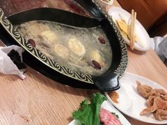 -小渝公重庆卤味火锅(临沂店)