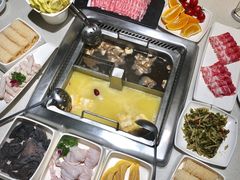 猪五花肉-海底捞火锅鲜切牛肉主题店(长寿路店)