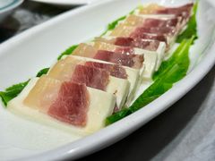 火腿蒸乳饼-蔼若春.传承云南菜(金碧公园店)