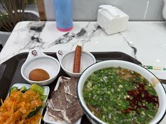 -伊穆祥牛肉面总店·清真