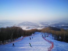 -中旅松花湖滑雪场