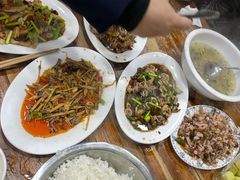 -九九牛肉馆(南山路店)