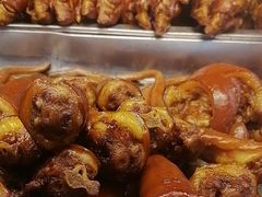 -老鼎万春卤菜(五代传承创始老店)