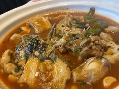 -魏铭鱼头捞饭(晋阳路店)