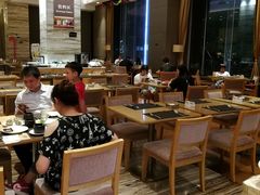 大堂-威珀斯酒店·珀萃美食餐厅 | 海鲜刺身·现烤生蚝·特色烤肉