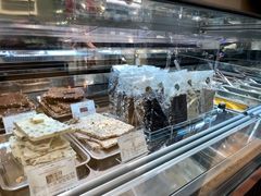 -VENCHI 闻绮(上海佛罗伦萨小镇店)