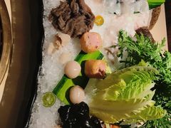 -余欢领鲜火锅(新街口店)