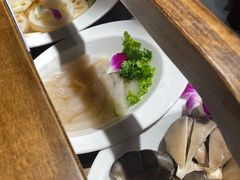 -山城鼎重庆老火锅(西安钟楼店)