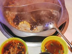 -钢管厂五区小郡肝串串香火锅(人民广场店)