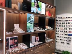 -一代眼镜·蔡司配镜(浦东大拇指广场店)