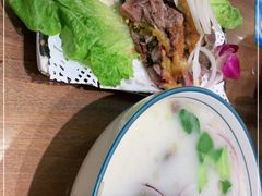 -清真·玛丽亚新疆菜主题餐厅(浙江中路店)
