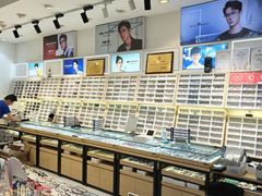 -沫芮眼镜·蔡司官方授权店(人民广场店)