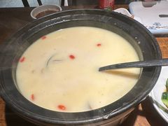 -乔街深夜食堂·小龙虾·高压锅生蚝(杭州总店)