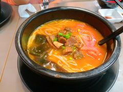 番茄牛肉米线-灵芝妹子海鲜米线(香炉礁山姆店)