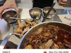 -蓉三少冒烤鸭·四川小吃集(北京首店)