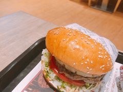 -The Habit Burger Grill 哈比特汉堡(爱琴海店)