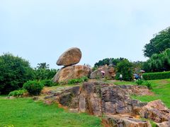 -东山风动石景区