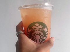冰摇桃桃乌龙茶-星巴克(南宁华润幸福里店)