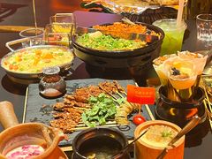 -何师烧烤Pro ·江湖川菜·小龙虾·精酿(太古里旗舰店)