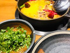 -呷哺呷哺 黄金牧场 (新中关购物中心店)