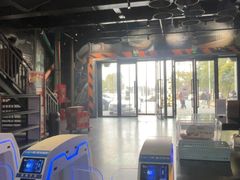 -极限PLAY运动娱乐新世界·团建派对潮玩休闲馆·室内蹦极高空游乐园